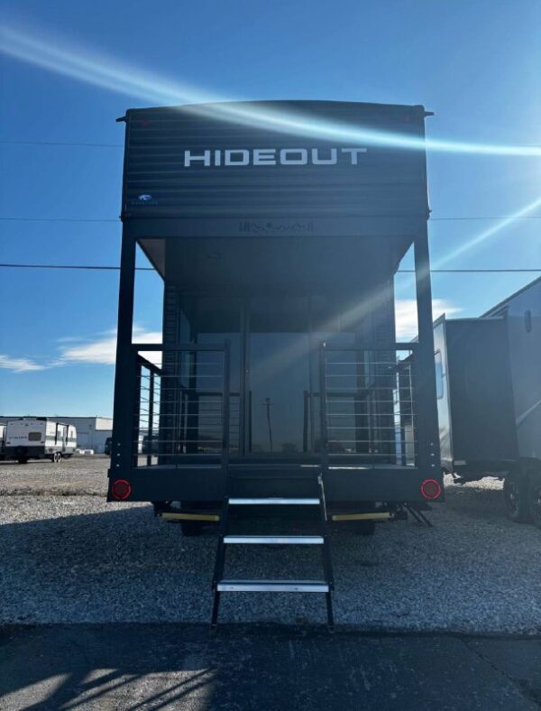 Hideout Tiny Mobile Home - Image 4