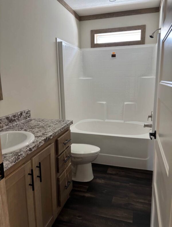 Mobile Home 4-Bedroom, 2-bath - Image 15