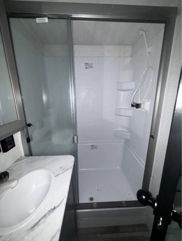 Hideout Tiny Mobile Home - Image 12