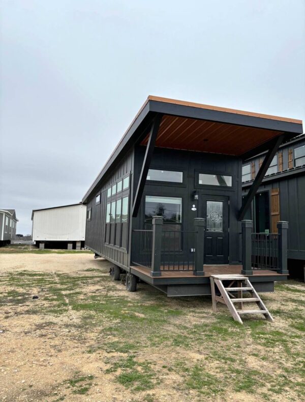 TINY MOBILE HOME 1 Bedroom 1 Bath House - Image 7