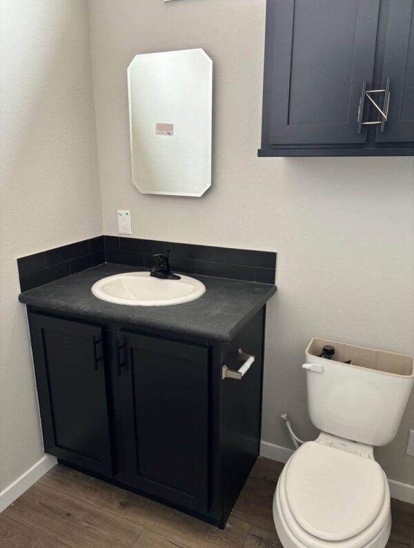 TINY MOBILE HOME 1 Bedroom 1 Bath House - Image 9