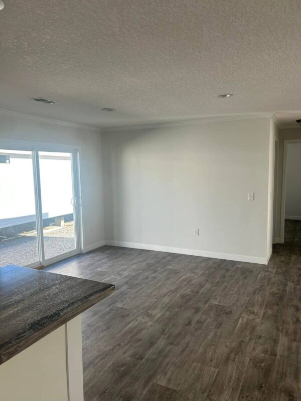 2022 Mobile Home 32x64sqft - 3 Bedroom, 2 Bath - Image 8