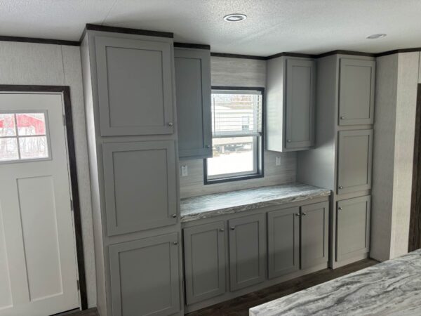 Mobile Home 3 bedroom 2 bath, 2,100sqft - Image 3