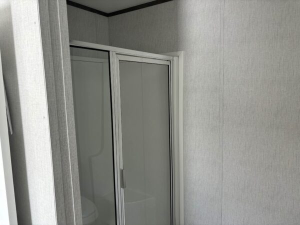 Mobile Home 3 bedroom 2 bath, 2,100sqft - Image 12