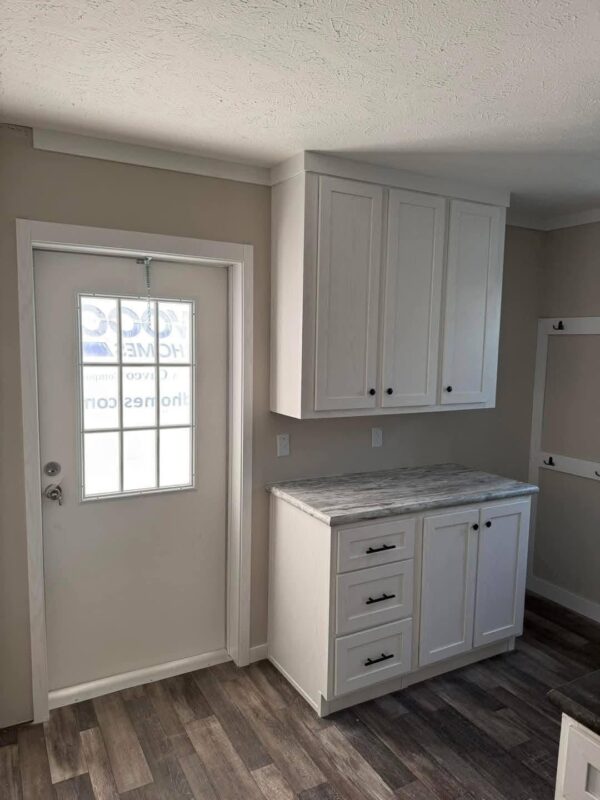 Mobile Home The Shadow 3 Bed 2 Bath. Size 28x60(56). - Image 26