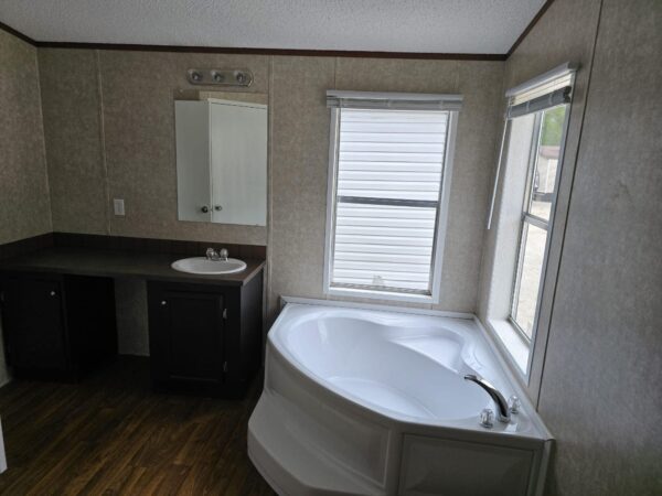 Mobile home 18 × 76sqft, 3bedroom, 2bath - Image 17