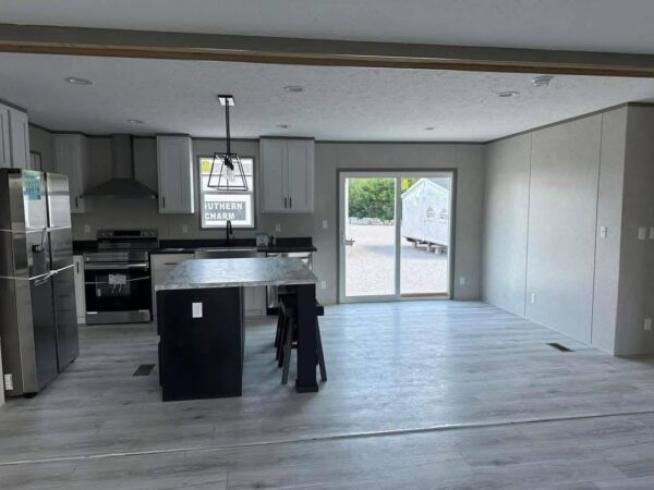 Mobile Home 28x60 (56)sqft 3 Bedroom, 2 Bath - Image 3