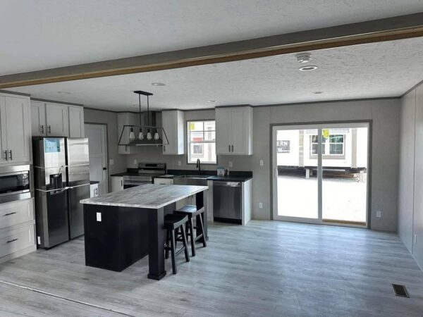 Mobile Home 28x60 (56)sqft 3 Bedroom, 2 Bath - Image 15