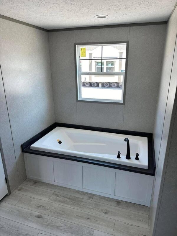 Mobile Home 28x60 (56)sqft 3 Bedroom, 2 Bath - Image 24