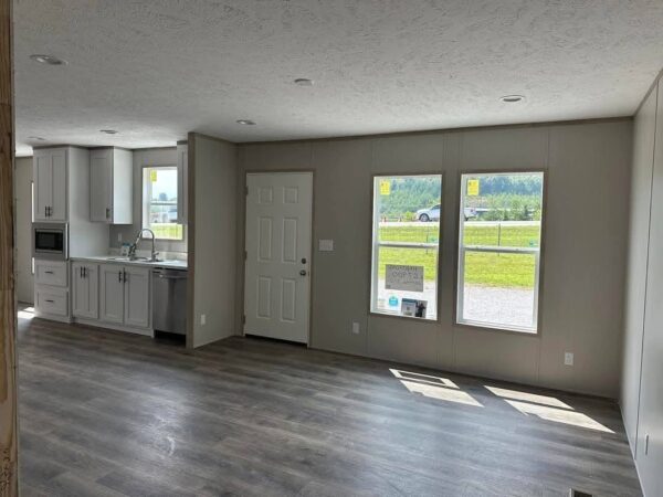 Mobile Home The Hartford 3 Bed 2 Bath. Size 28x44(40)sqft - Image 10