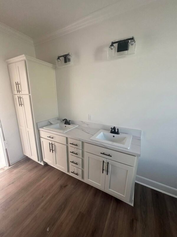 Mobile Home 3 bedrooms 2 baths, 2040sqft - Image 13
