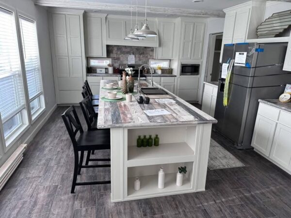 Mobile Home The Oak Creek m2 2040sqft 3 or 4 bedroom 2 bath - Image 6