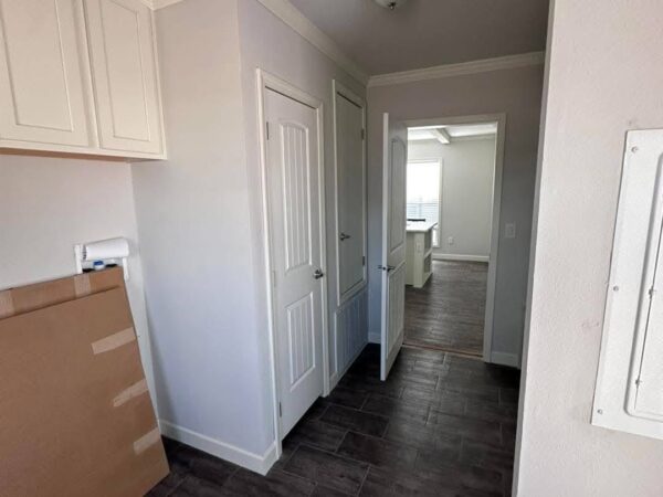 Mobile Home The Oak Creek m2 2040sqft 3 or 4 bedroom 2 bath - Image 13
