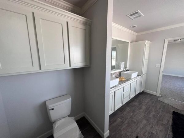 Mobile Home The Oak Creek m2 2040sqft 3 or 4 bedroom 2 bath - Image 18
