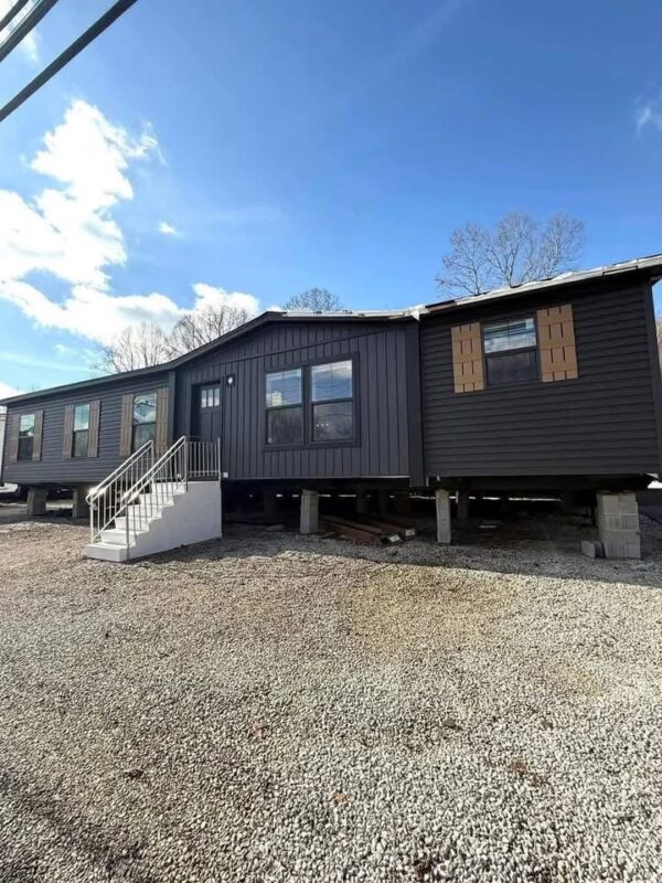 Mobile Home Size 28x56 (over 1,500 Sq Ft!), 3 bedroom 2baths
