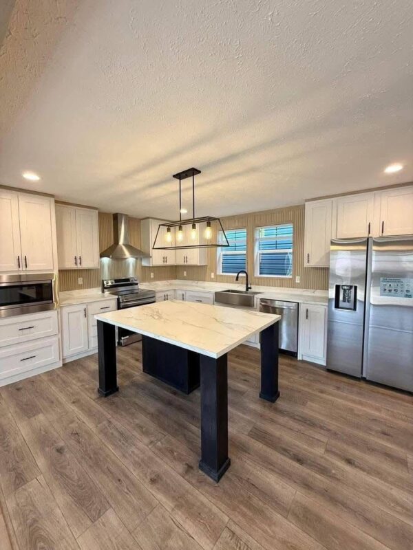 Mobile Home Size 28x56 (over 1,500 Sq Ft!), 3 bedroom 2baths - Image 3