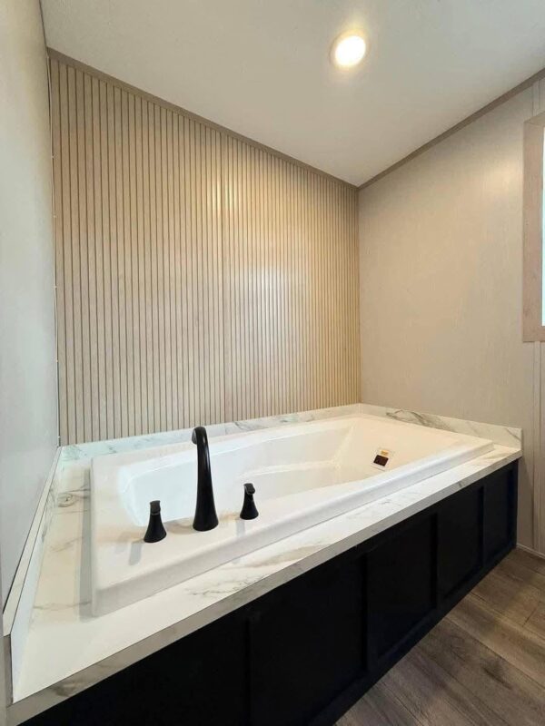 Mobile Home Size 28x56 (over 1,500 Sq Ft!), 3 bedroom 2baths - Image 8