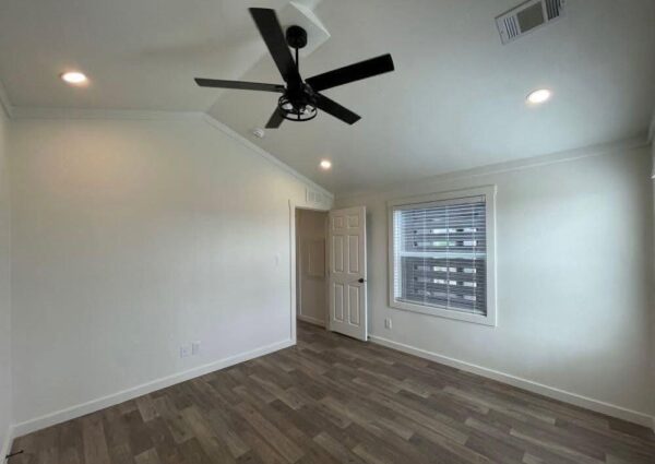 Mobile Home, 1 bedroom 1 Bath, 800sqft - Image 15