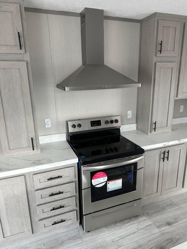 Mobile Home The Diamond 3 Bedroom | 2 Bath | 32 x 64™ (60) - Image 9