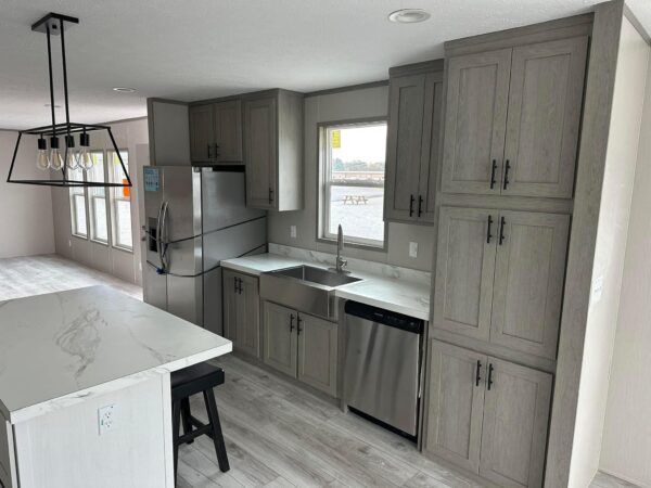 Mobile Home The Diamond 3 Bedroom | 2 Bath | 32 x 64™ (60) - Image 10