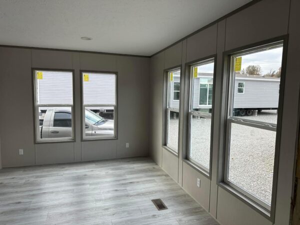 Mobile Home The Diamond 3 Bedroom | 2 Bath | 32 x 64™ (60) - Image 16