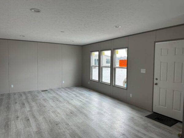 Mobile Home The Diamond 3 Bedroom | 2 Bath | 32 x 64™ (60) - Image 18