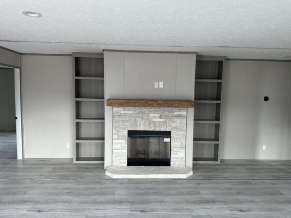 Mobile Home The Diamond 3 Bedroom | 2 Bath | 32 x 64™ (60) - Image 19