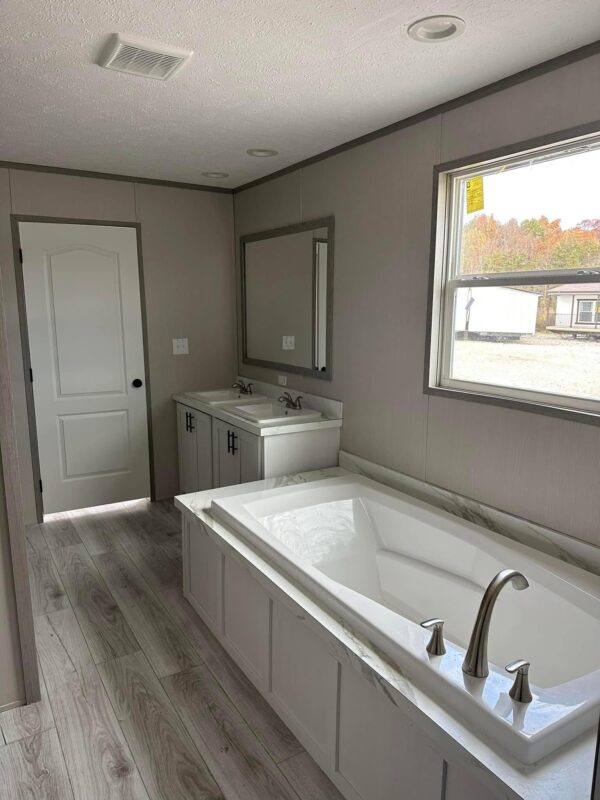 Mobile Home The Diamond 3 Bedroom | 2 Bath | 32 x 64™ (60) - Image 26