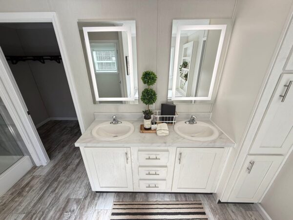 Mobile Home 4bedroom 2 Bath - Image 14