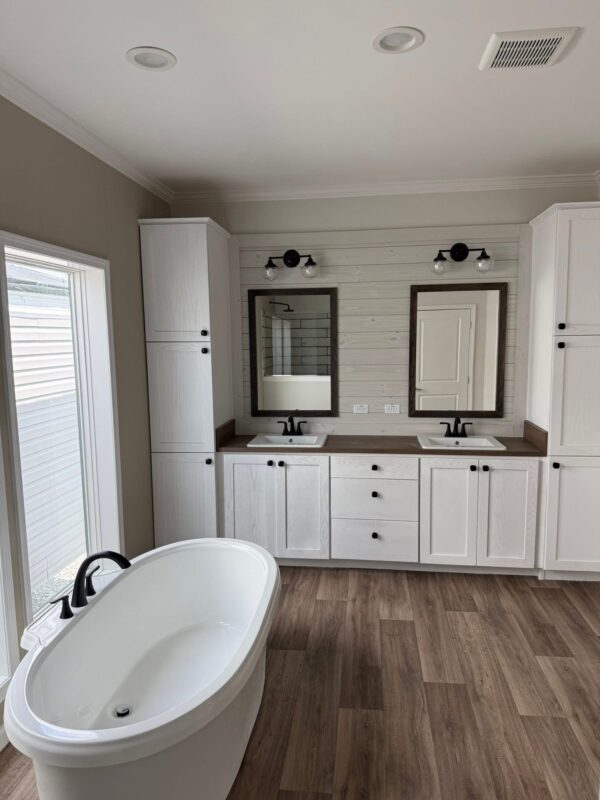 Mobile Home about 2240sqft 3bedroom 2 bath - Image 27