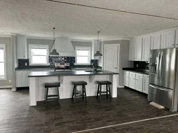 Mobile Home The Presley 4bedroom 3 bath sqft 32’ X  82’ - Image 15